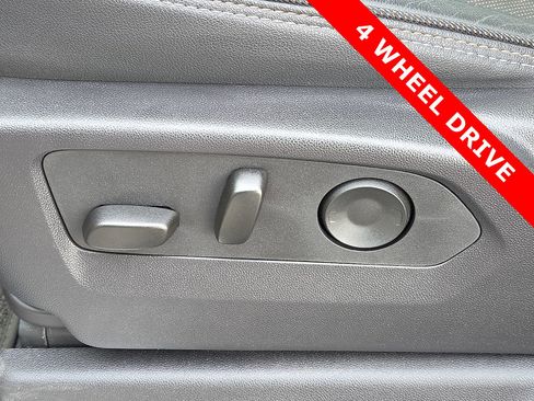 Used 2025 Chevrolet Silverado 1500 High Country w/ Technology Package image 14