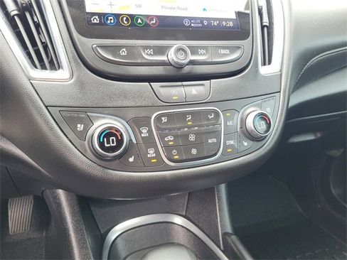 Used 2024 Chevrolet Malibu LT w/ Redline Edition image 8
