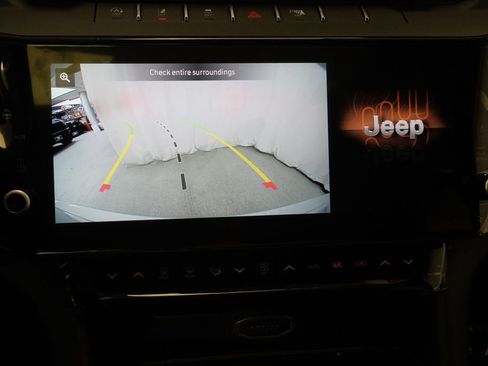 New 2026 Jeep Grand Cherokee Altitude AWD/4WD image 23
