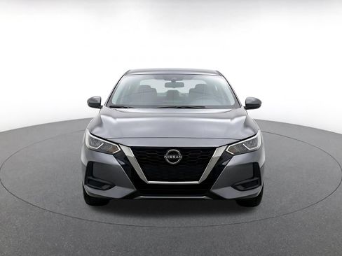 Used 2025 Nissan Sentra SV FWD image 2