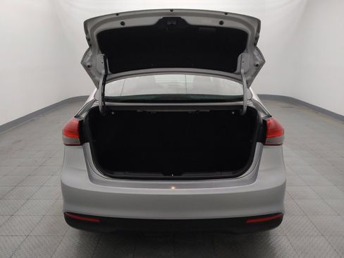 Used 2018 Kia Forte LX image 29