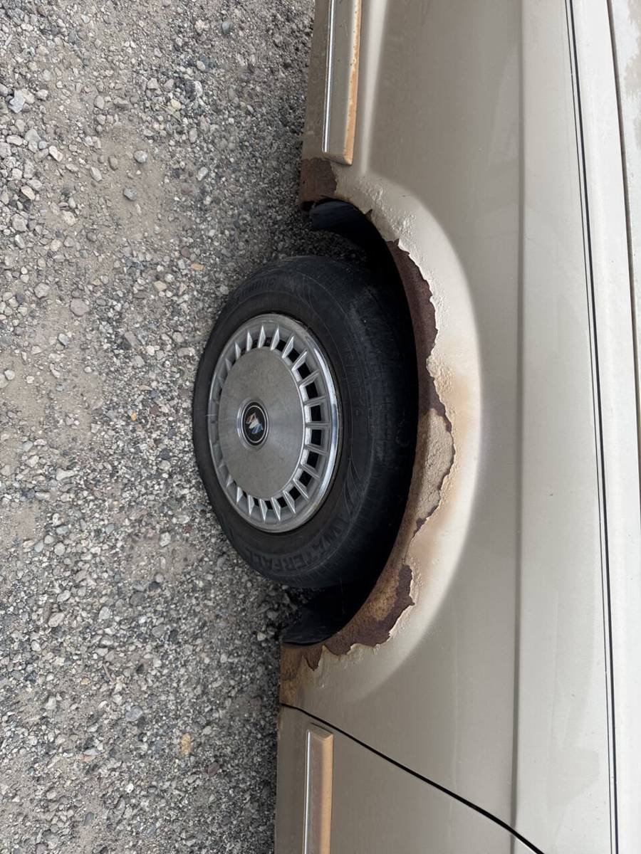 Used 1994 Buick Century Special FWD image 9