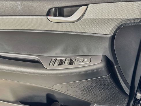 Used 2025 Hyundai Palisade SEL FWD image 16