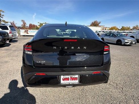 New 2026 Nissan Leaf SV+ w/ Floor Mat Package (SV+) image 5