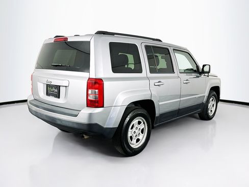 Used 2016 Jeep Patriot Sport w/ Power Value Group FWD image 10