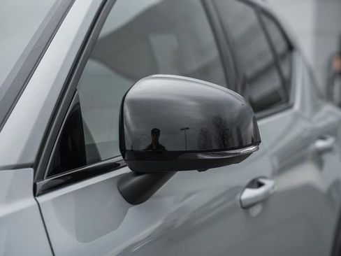 New 2026 Volvo XC40 B5 Ultra w/ Protection Package Premier image 16