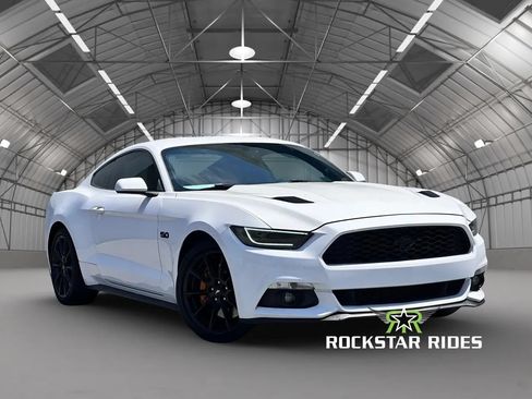 Used 2016 Ford Mustang GT w/ Black Accent Package RWD image 3