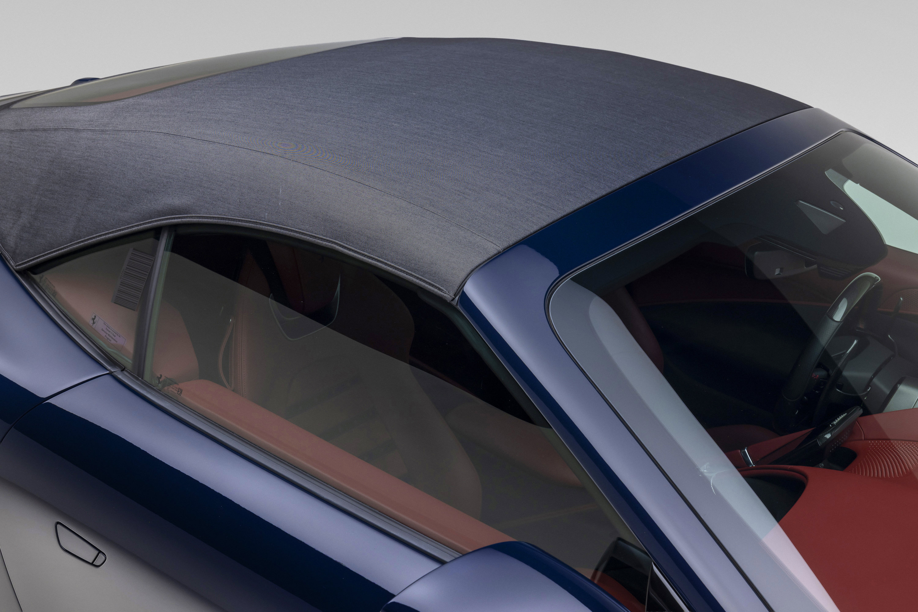 Certified 2024 Ferrari Roma Spider RWD image 17