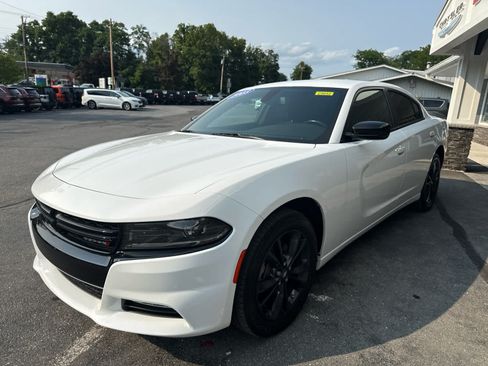 Used 2023 Dodge Charger SXT w/ Blacktop Package AWD/4WD image 8
