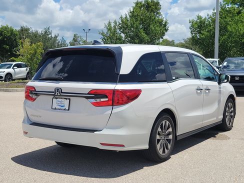 Used 2024 Honda Odyssey EX-L image 6