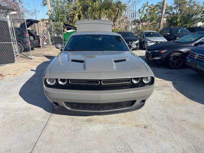 Used 2019 Dodge Challenger SXT