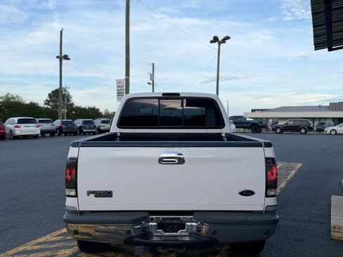 Used 2004 Ford F250 XLT AWD/4WD image 5