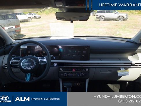 New 2026 Hyundai Tucson SE image 19