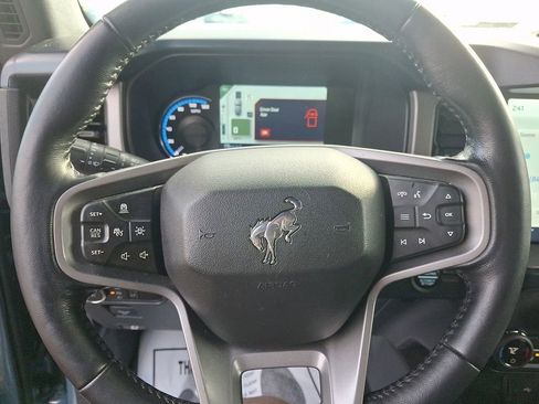 Used 2023 Ford Bronco Outer Banks image 17