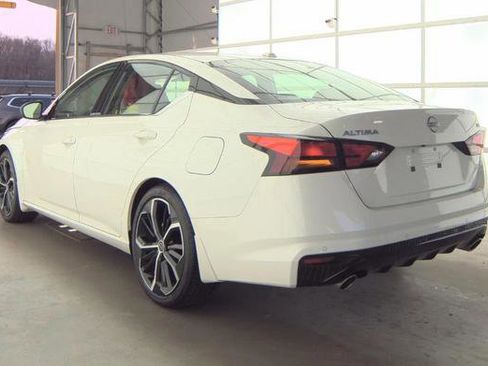 Used 2025 Nissan Altima 2.5 SR image 7