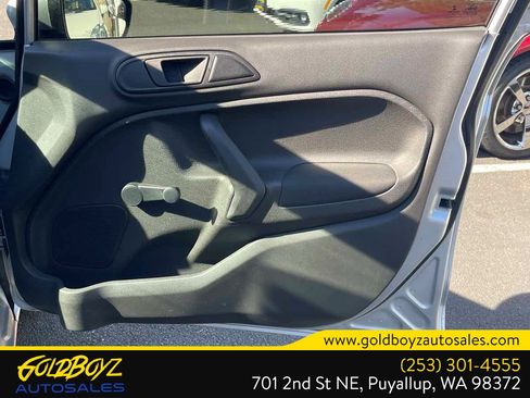 Used 2015 Ford Fiesta S FWD image 22