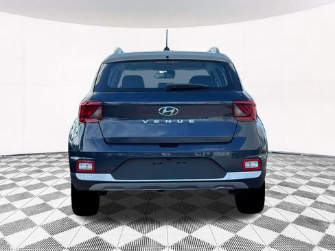 New 2026 Hyundai Venue SEL image 9