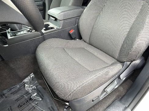 Used 2025 Toyota 4Runner SR5 image 19