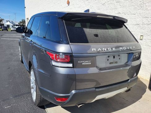 Used 2017 Land Rover Range Rover Sport HSE AWD/4WD image 4
