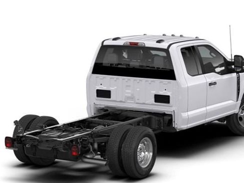 New 2026 Ford F350 4x4 SuperCab DRW Super Duty image 3