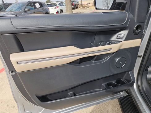 Used 2024 Ford Expedition Max Limited image 14