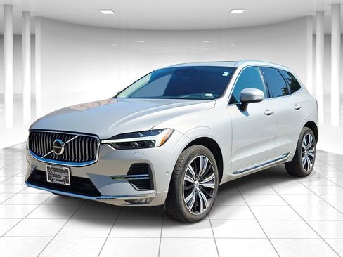 Used 2023 Volvo XC60 B5 Plus w/ Climate Package AWD/4WD image 7