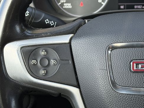 Used 2018 GMC Terrain SLE image 32