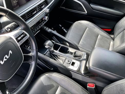 Used 2022 Kia Telluride S AWD/4WD image 15
