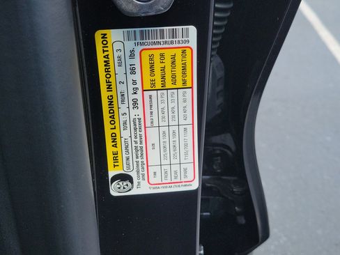 Certified 2024 Ford Escape ST-Line w/ Tech Pack #1 FWD image 30