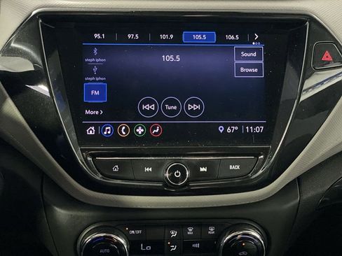 Used 2021 Chevrolet TrailBlazer LT w/ Sun and Liftgate Package FWD image 12