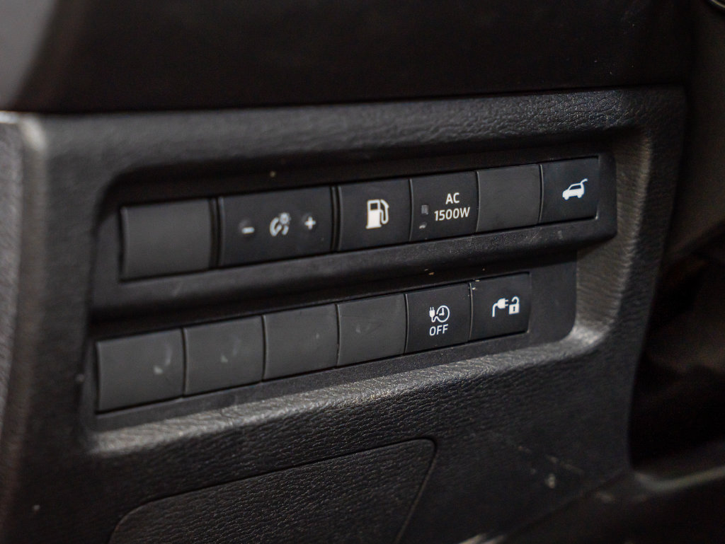 Used 2025 Mitsubishi Outlander SEL AWD/4WD image 45