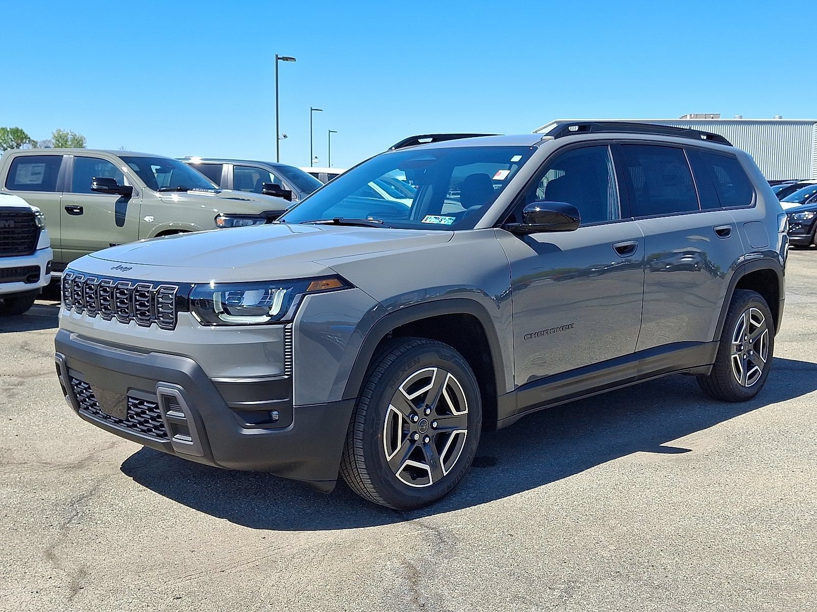 New 2026 Jeep Cherokee Laredo AWD/4WD image 2