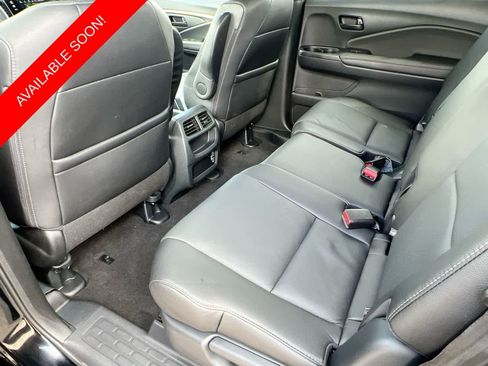 Used 2023 Honda Passport EX-L image 18