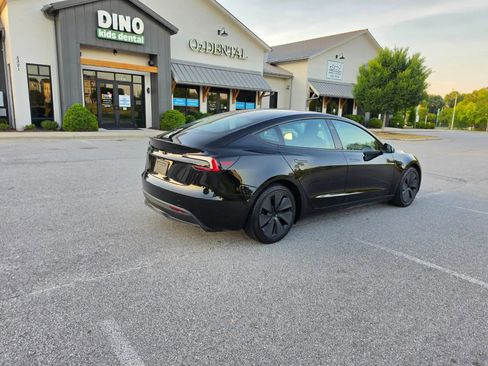 Used 2025 Tesla Model 3 RWD image 10