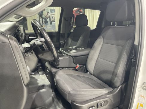 Used 2020 Chevrolet Silverado 1500 LT w/ Convenience Package AWD/4WD image 21