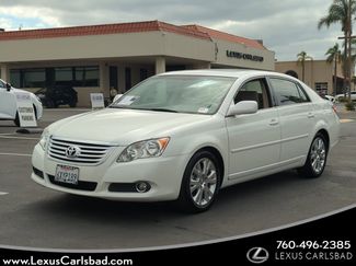Used 2010 Toyota Avalon XLS image 1