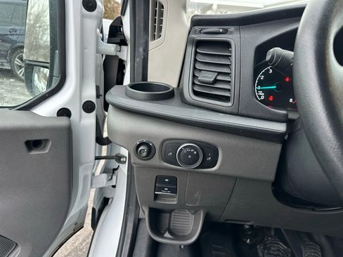 Used 2024 Ford Transit 250 148 High Roof Extended AWD image 12