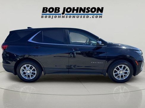 Used 2023 Chevrolet Equinox LT AWD/4WD image 2