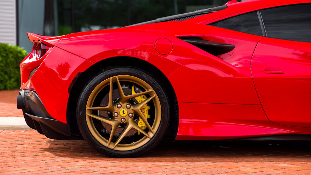 Certified 2021 Ferrari F8 Tributo RWD image 8