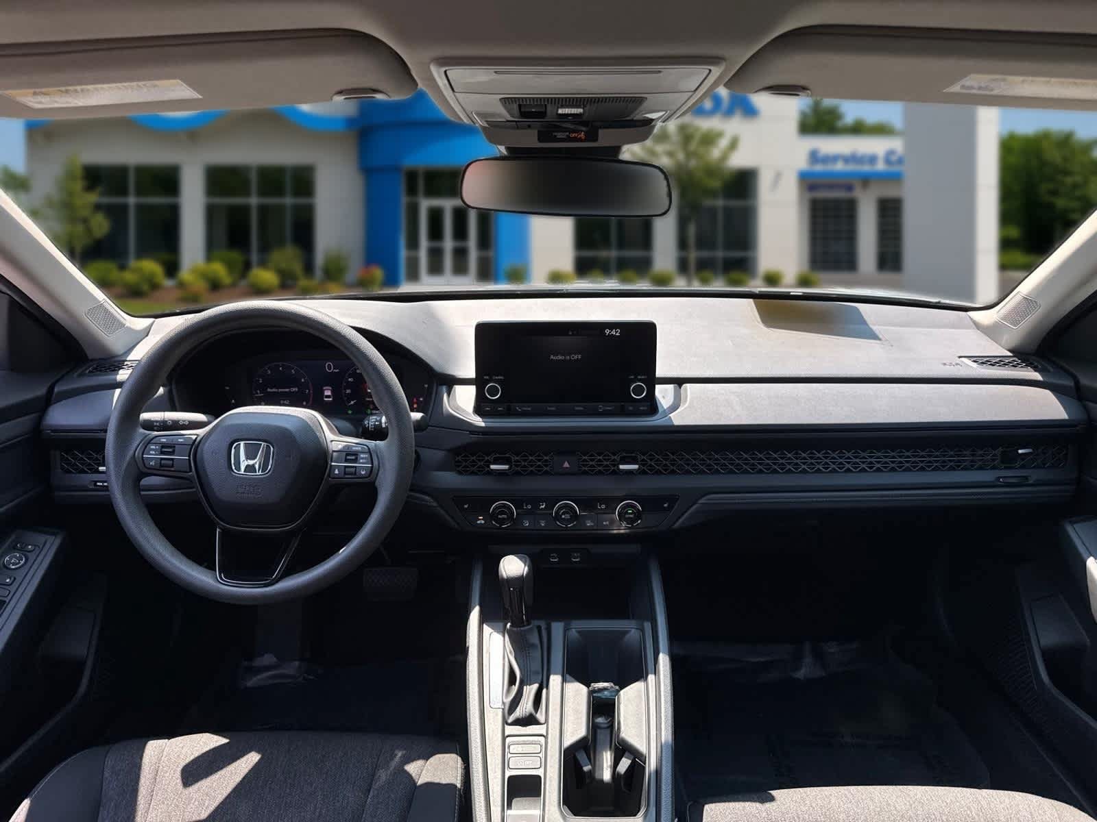 Used 2025 Honda Accord SE image 31