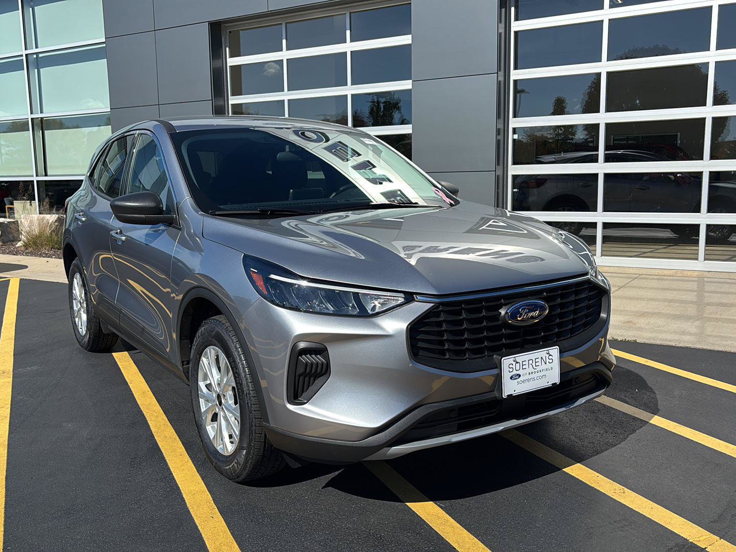 Certified 2024 Ford Escape Active AWD/4WD image 4