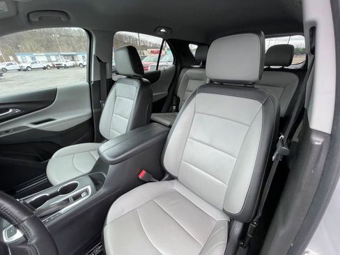 Used 2021 Chevrolet Equinox Premier image 17