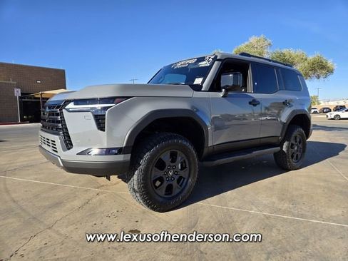 Certified 2025 Lexus GX 550 w/ Accessory Package (CT) image 2