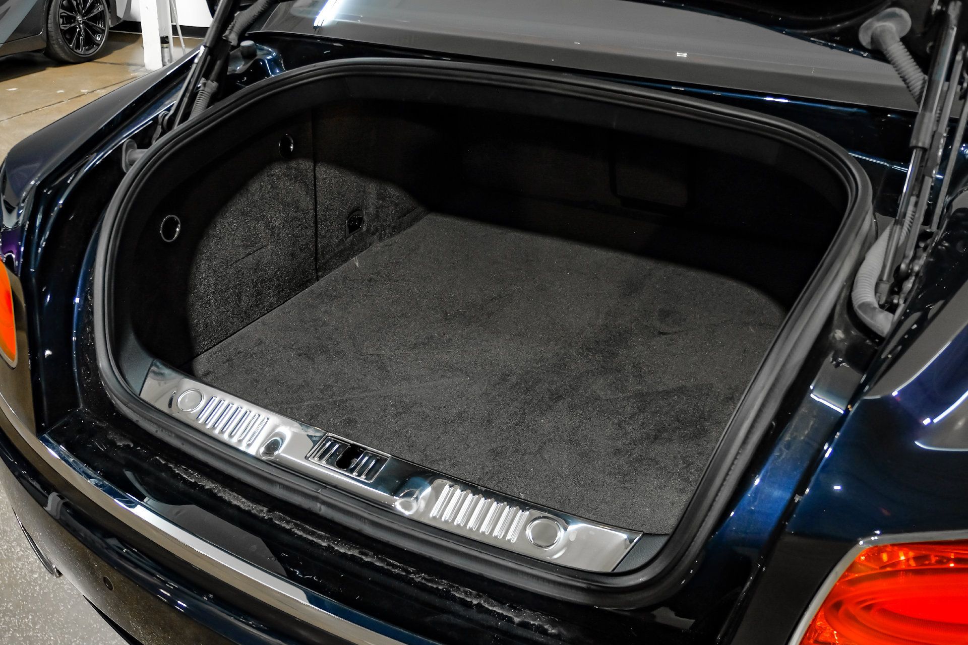 Used 2018 Bentley Flying Spur W12 AWD/4WD image 67