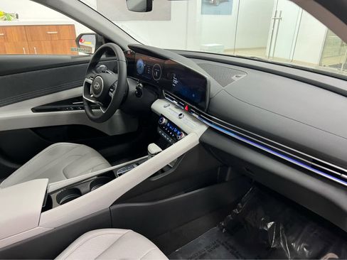 New 2026 Hyundai Elantra Limited image 15