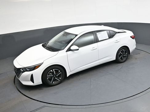 Used 2024 Nissan Sentra SV w/ All-Weather Package image 31