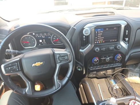 Used 2022 Chevrolet Silverado 2500 LTZ w/ LTZ Plus Package AWD/4WD image 23