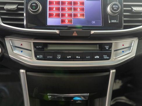Used 2013 Honda Accord EX image 18