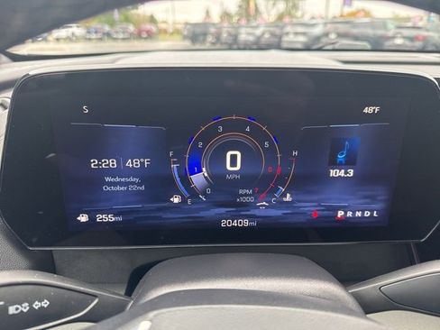 Used 2025 Chevrolet Traverse LT image 35