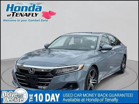 Certified 2021 Honda Accord Touring image 2